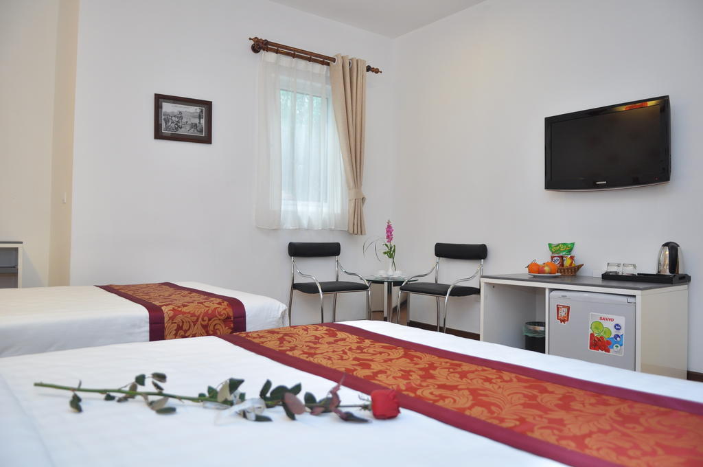 Hanoi Legacy Hotel - Hoan Kiem Room photo